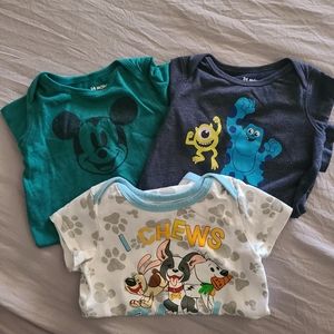 3 Disney Onesies 24M